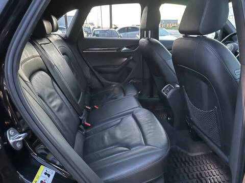 2016 Audi Q3 2.0T quattro Prestige