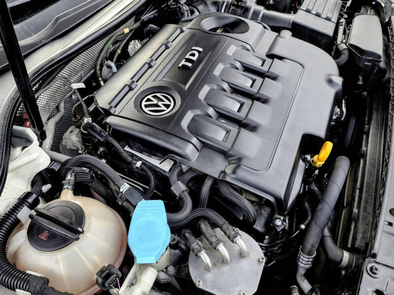 2015 Volkswagen Passat 2.0L TDI SEL Premium