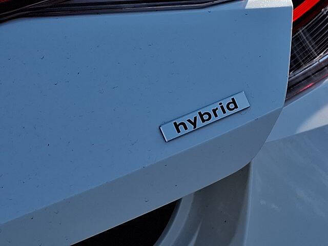 2024 Hyundai Elantra Hybrid Limited