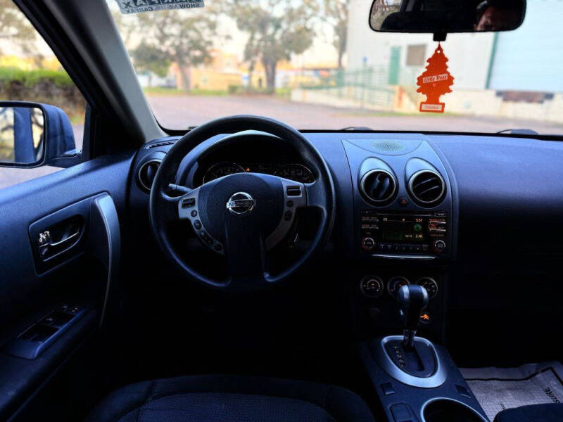 2012 Nissan Rogue SV