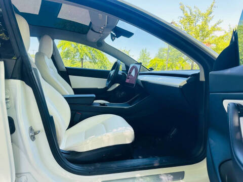 2018 Tesla Model 3 Performance