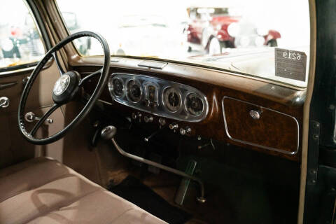 1937 Packard Super Eight