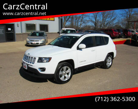 2015 Jeep Compass for sale at CarzCentral in Estherville IA