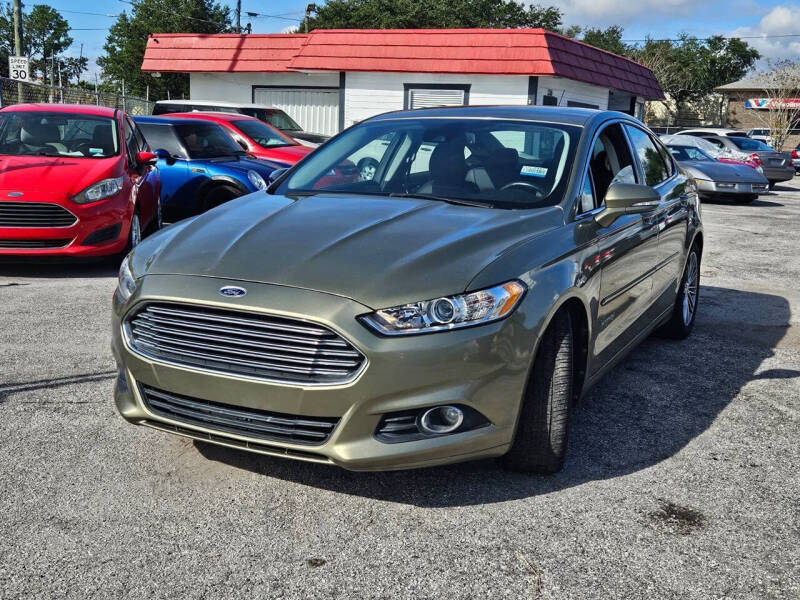 2013 Ford Fusion Hybrid SE