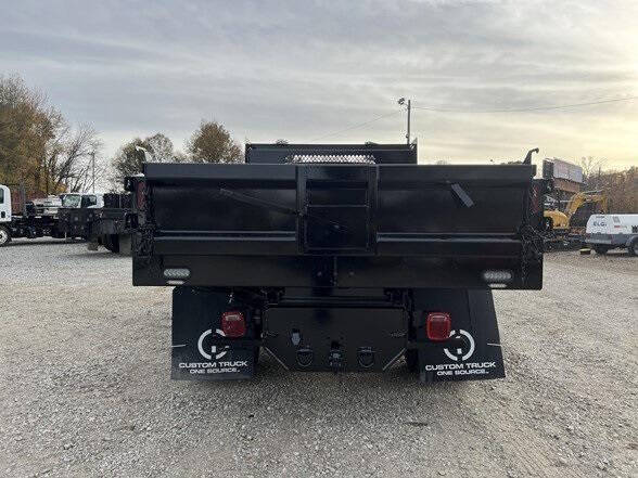 2022 Chevrolet Silverado 6500HD