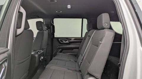 2022 GMC Yukon XL SLE