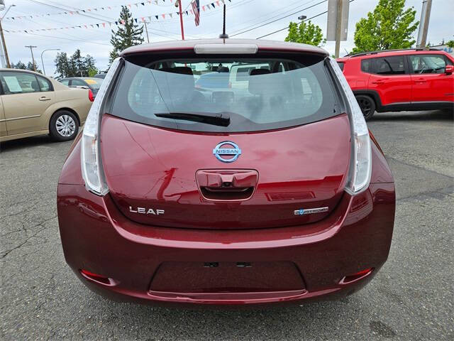 2017 Nissan LEAF SV