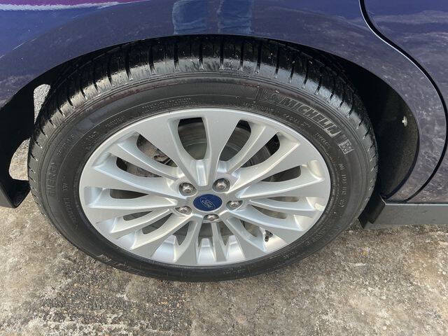 2017 Ford C-MAX Hybrid SE