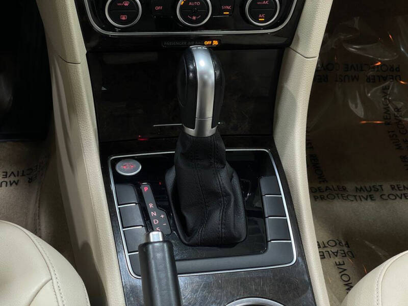 2015 Volkswagen Passat 2.0L TDI SEL Premium