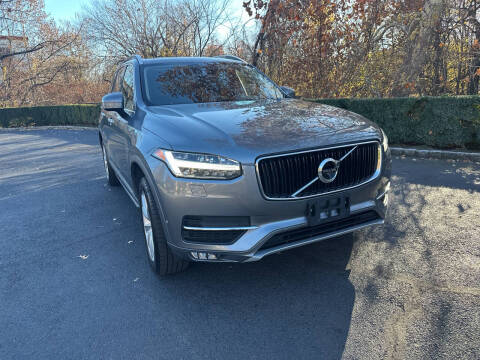 2018 Volvo XC90 T6 Momentum