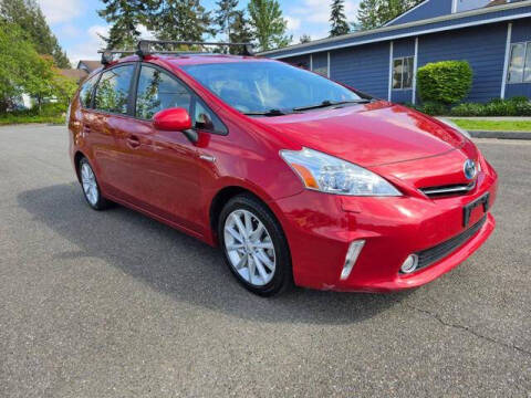 2012 Toyota Prius v Five
