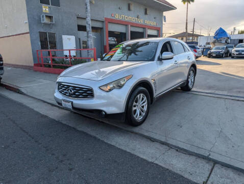 2011 Infiniti FX35 for sale at Ramos Auto Sales BELL in Bell CA