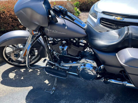 2017 Harley-Davidson Street Glide for sale at Corner Choice Motors in West Allis WI