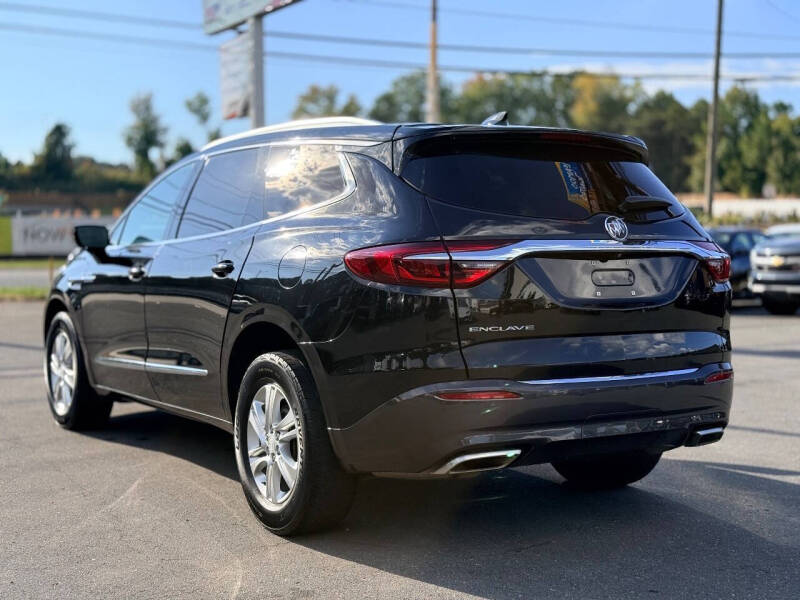 2020 Buick Enclave Essence