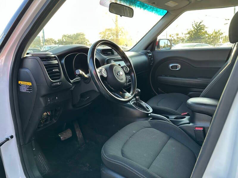 2019 Kia Soul +