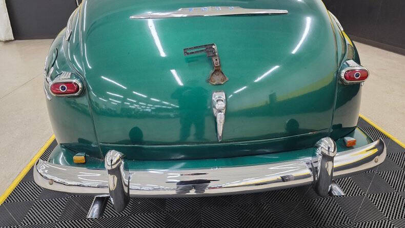 1948 Ford Super Deluxe
