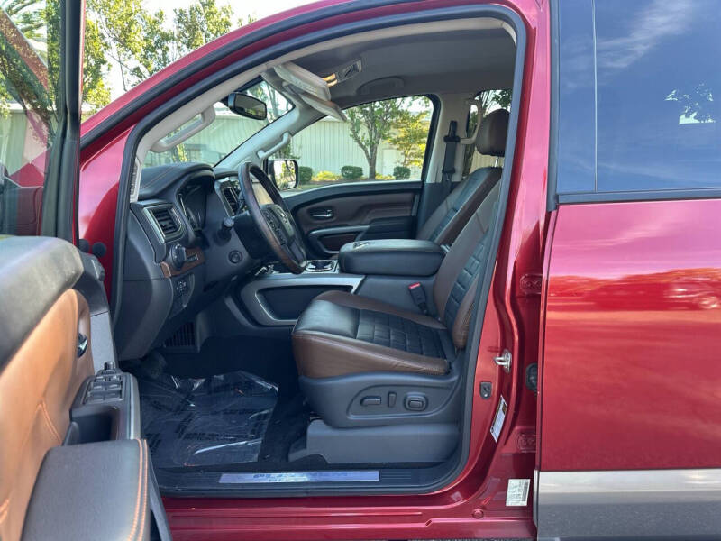 2019 Nissan Titan Platinum Reserve