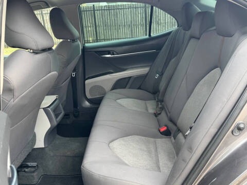 2020 Toyota Camry LE