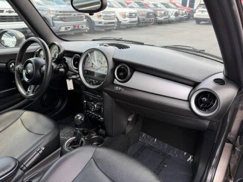 2013 MINI Convertible Cooper