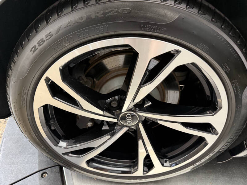 2023 Audi e-tron GT quattro Premium Plus