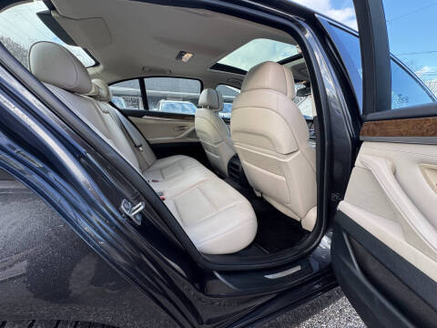 2013 BMW 5 Series 550i xDrive