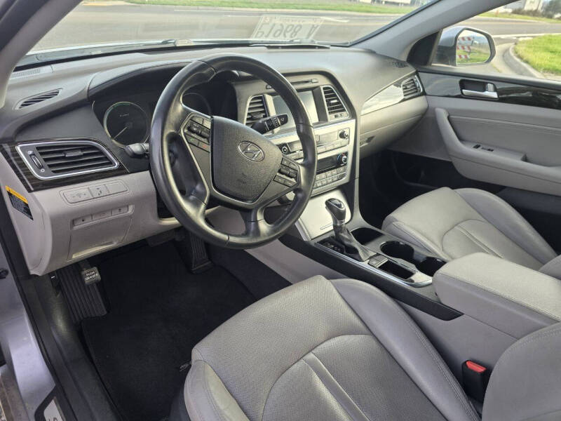 2017 Hyundai Sonata Hybrid Limited