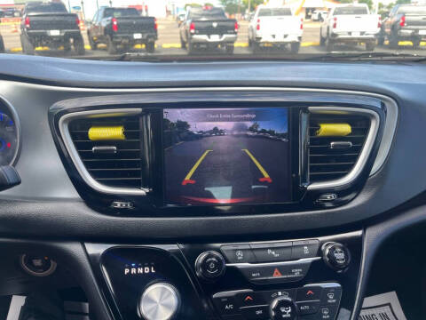 2020 Chrysler Pacifica Touring L