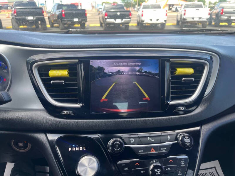2020 Chrysler Pacifica Touring L