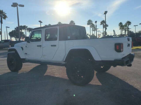2022 Jeep Gladiator Sport S