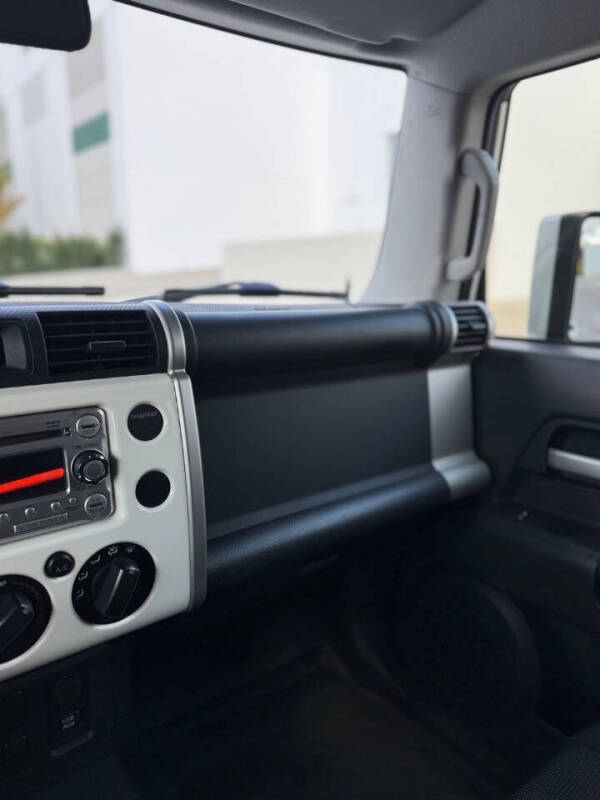 2014 Toyota FJ Cruiser