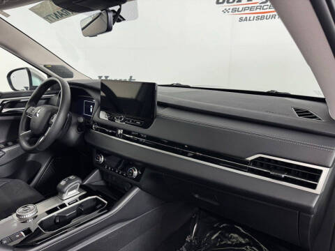 2025 Mitsubishi Outlander SE