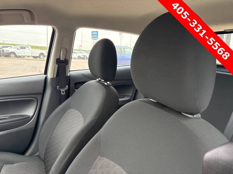 2024 Mitsubishi Mirage ES