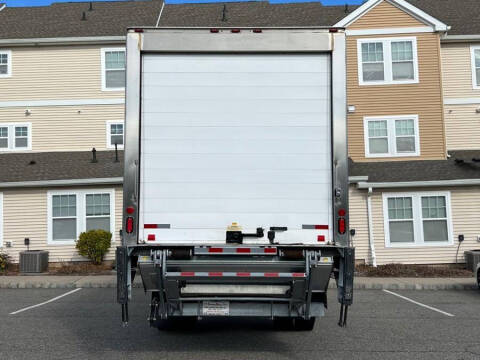 2020 Freightliner M2 106