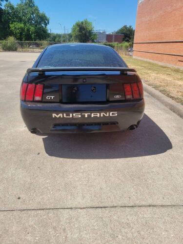 2003 Ford Mustang