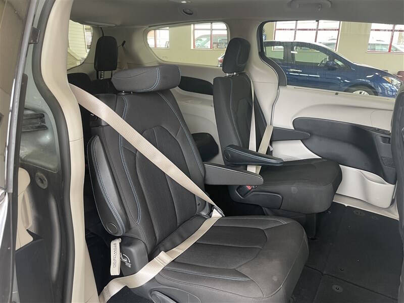2021 Chrysler Pacifica Touring