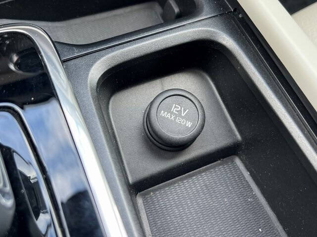 2023 Volvo XC90 B6 Plus Bright Theme 7P