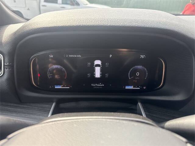 2023 Jeep Wagoneer L Series III