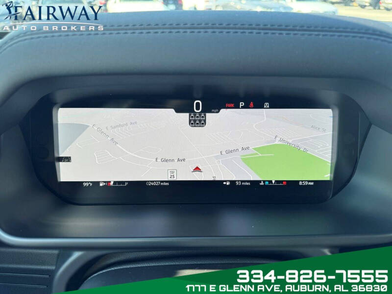 2024 Land Rover Defender 130 P400 X-Dynamic SE