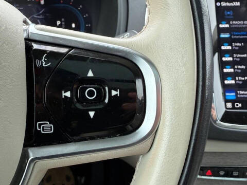 2023 Volvo XC90 B5 Plus Bright Theme