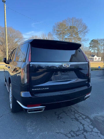 2022 Cadillac Escalade Premium Luxury