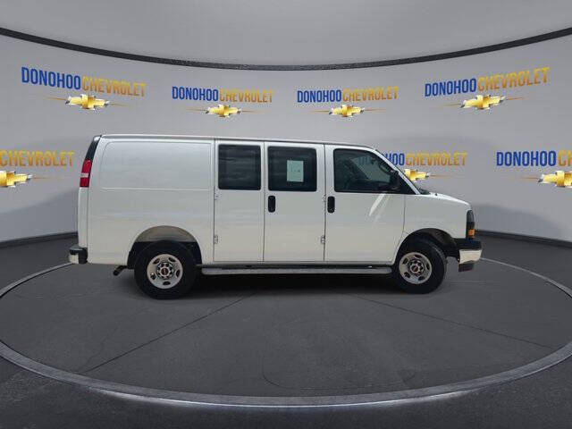 2025 GMC Savana 2500