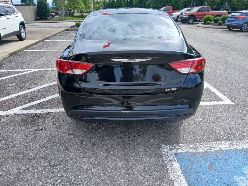 2017 Chrysler 200 Touring