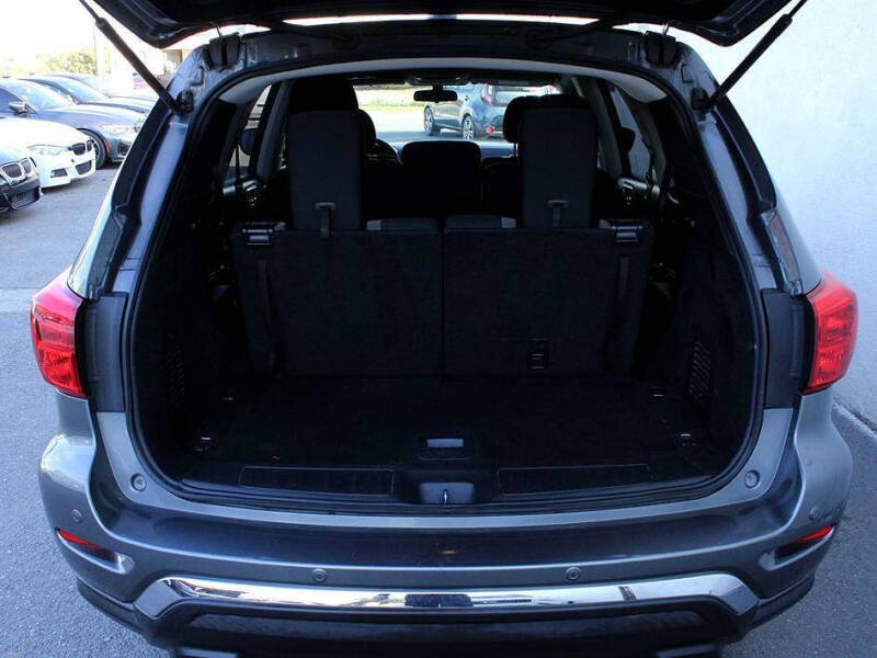 2019 Nissan Pathfinder S