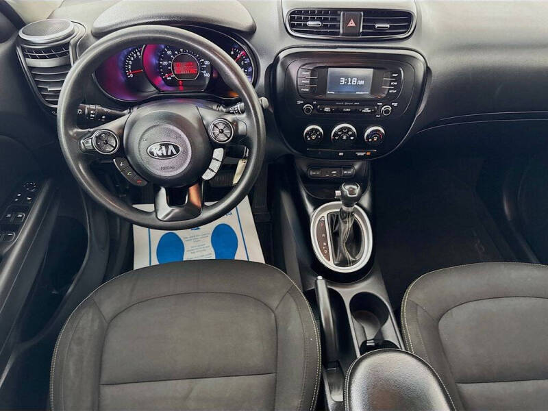 2016 Kia Soul +