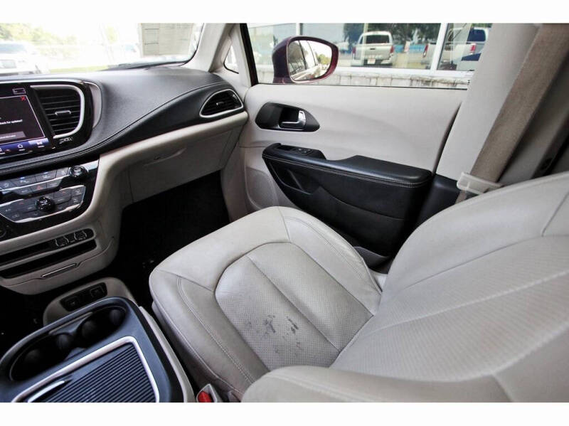 2021 Chrysler Pacifica Touring L