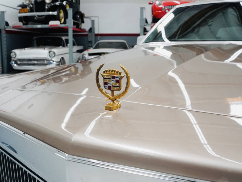 1990 Cadillac Brougham