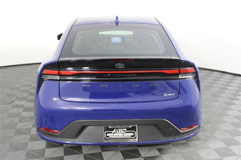 2023 Toyota Prius LE