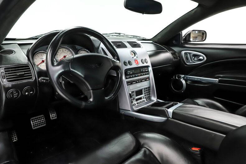 2003 Aston Martin V12 Vanquish