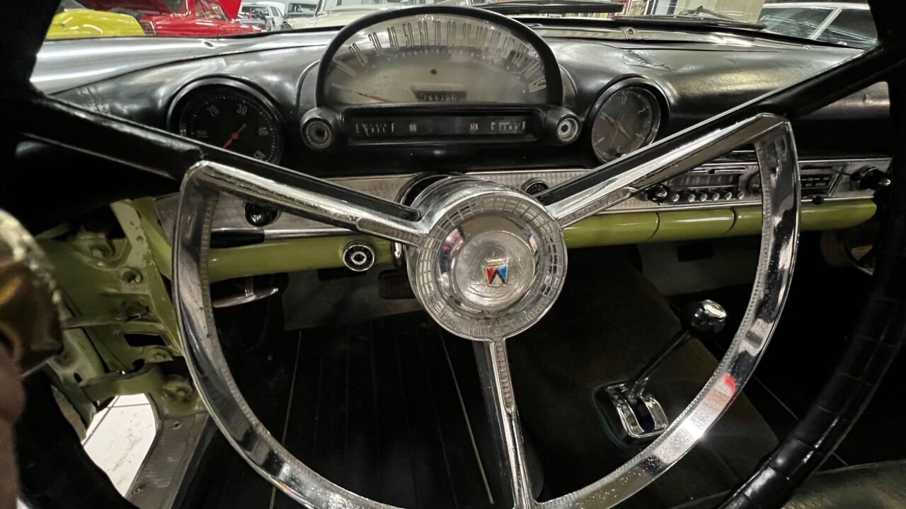 1956 Ford Thunderbird 51