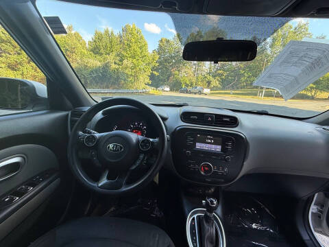 2017 Kia Soul +